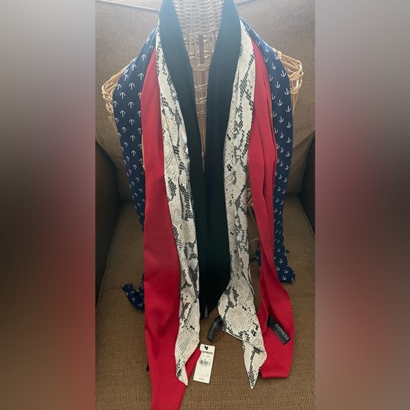 Skinny scarves - Picture 3 of 11